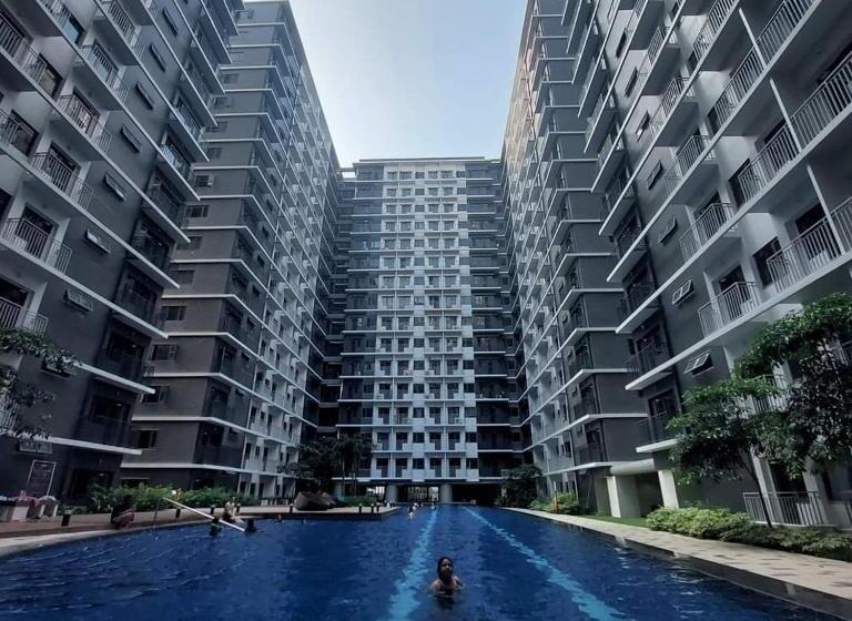 Shore 3 Residences Tower 2, Lap Pool And Amenities
