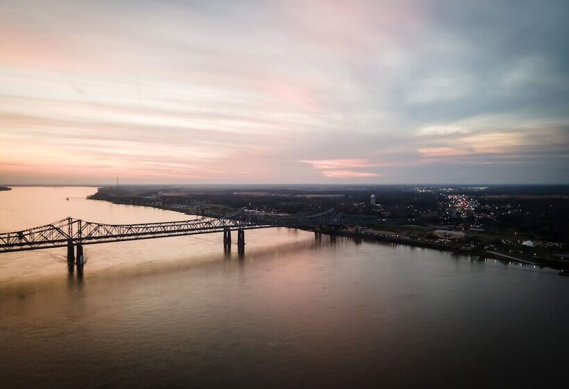 تختخواب و صبحانه Arlington House