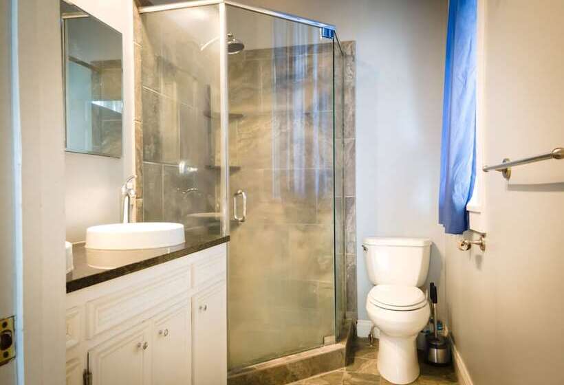 تختخواب و صبحانه Arlington House