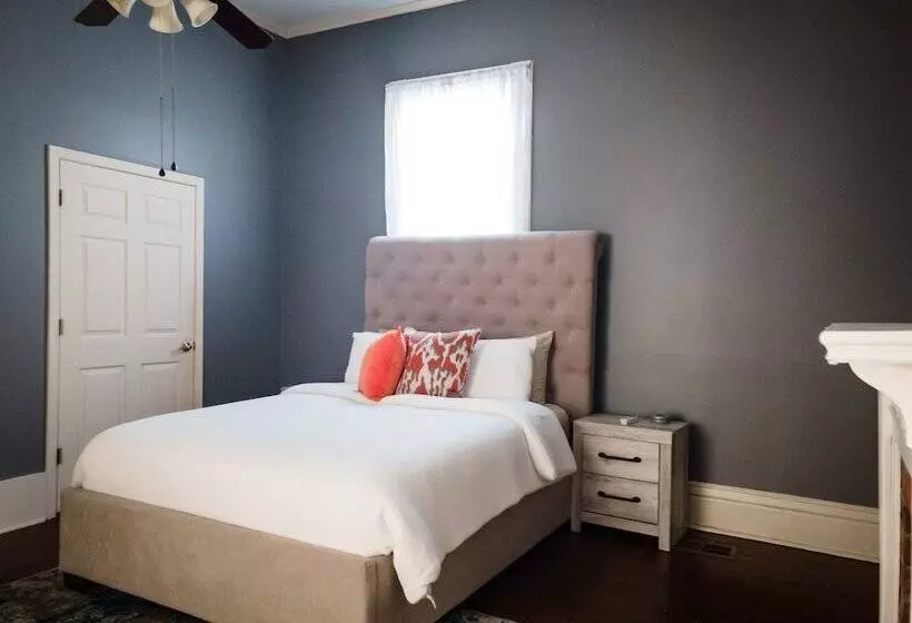 تختخواب و صبحانه Arlington House