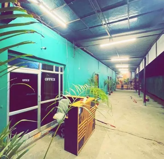 ホテル Oyo 81144 Green Land Guest House