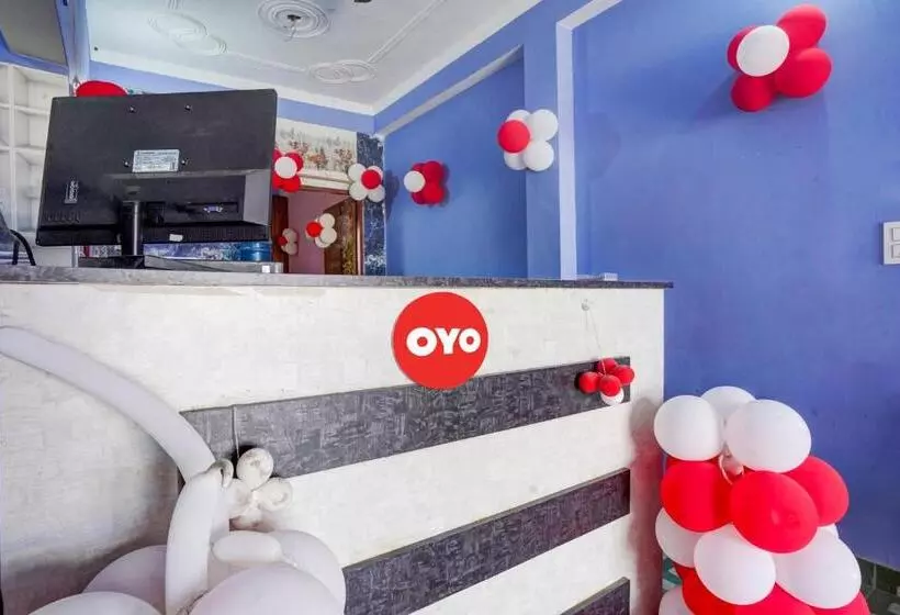 ホテル Oyo Flagship 81323  Kashyap Stay