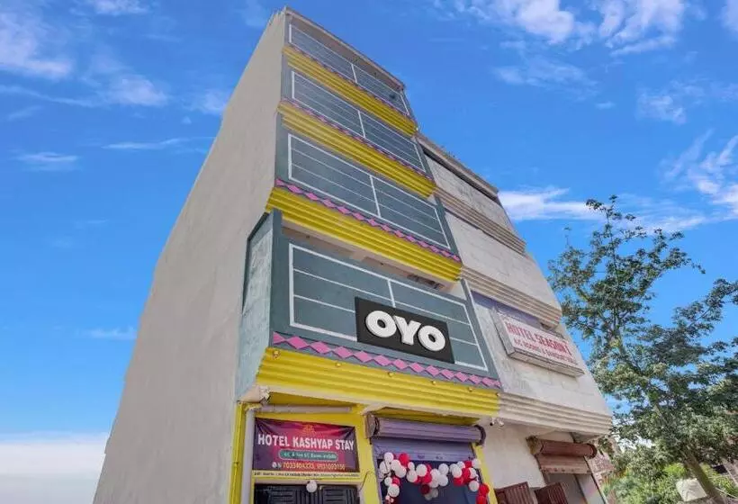 ホテル Oyo Flagship 81323  Kashyap Stay