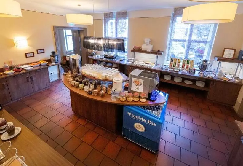 Hotelli Am Großen Waisenhaus