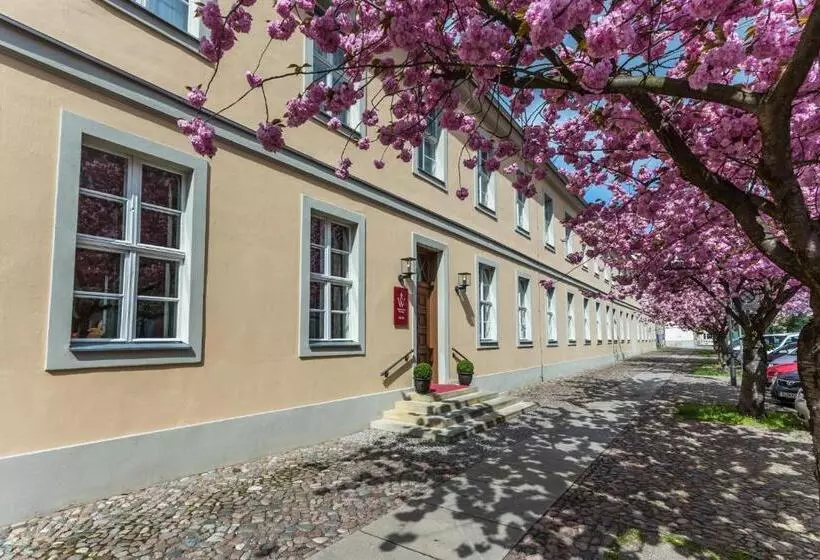 Hotelli Am Großen Waisenhaus