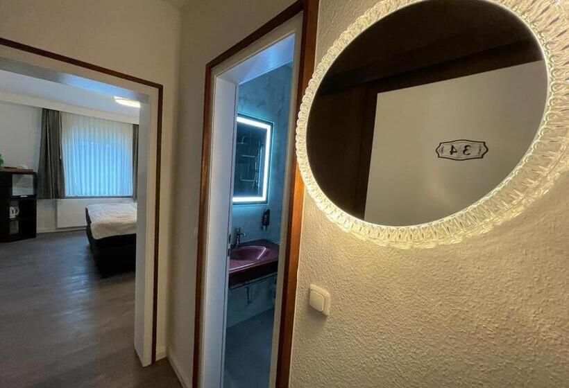 هتل Deutsches Haus