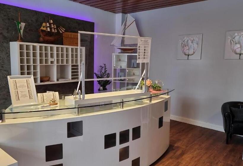 هتل Deutsches Haus