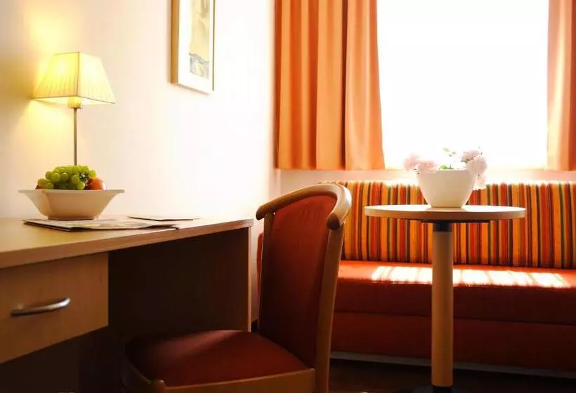 Hotelli Lübsche Thorweide