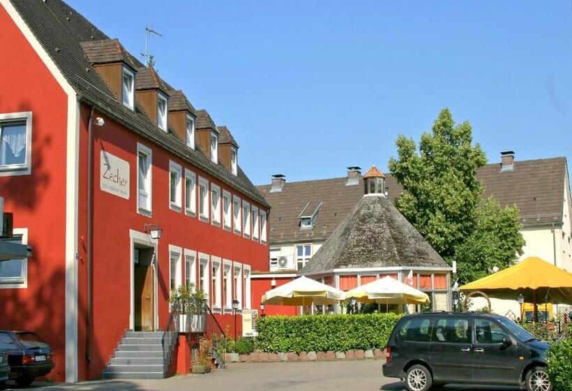 فندق Gasthaus Zum Zecher