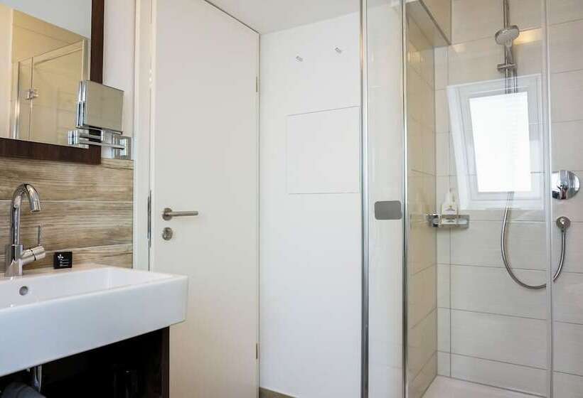 酒店 Gasthaus Zur Sonne