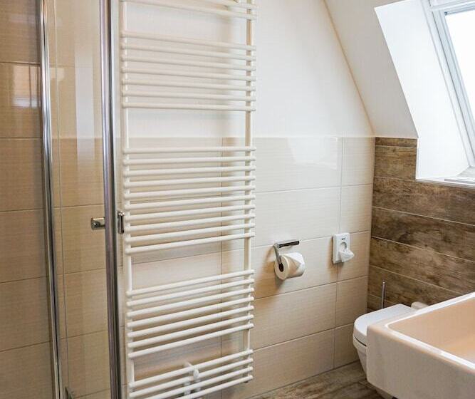 酒店 Gasthaus Zur Sonne