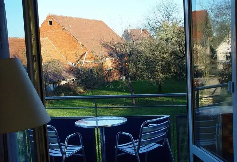 Hotelli Gasthof Zur Sonne