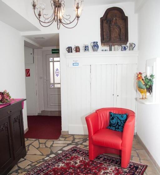 Отель Gästehaus Priester