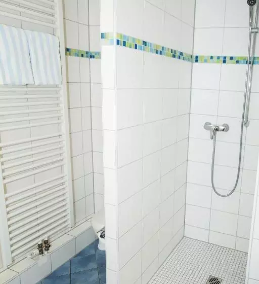 Hotelli Gästehaus Priester