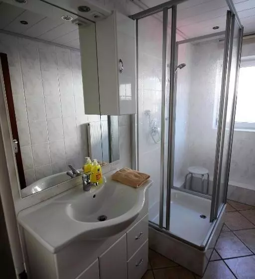 ホテル Gästehaus Und Ferienwohnungen Veronika