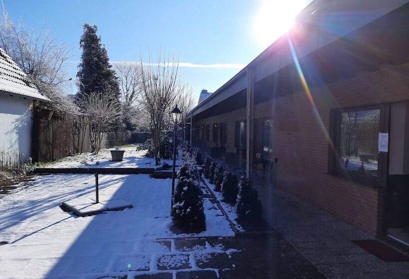 בית מלון כפרי Kaiserhof