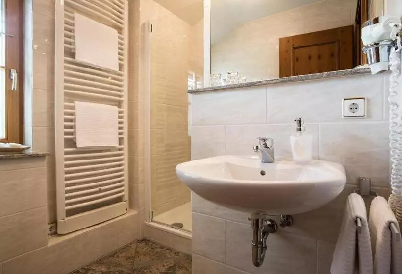 Hotelli Meiser Rosenstuben