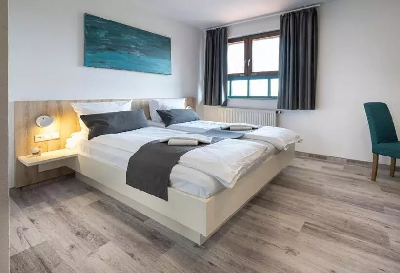 Hotelli Restaurant Zehn Brunnen