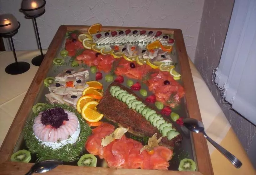 Hotelli Restaurant Schwemlinger Hof