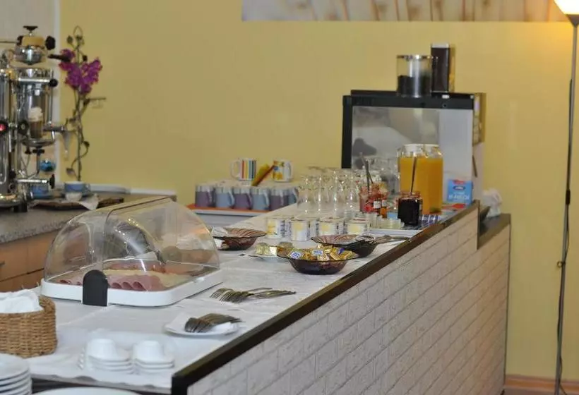 Hotelli Restaurant Schwemlinger Hof