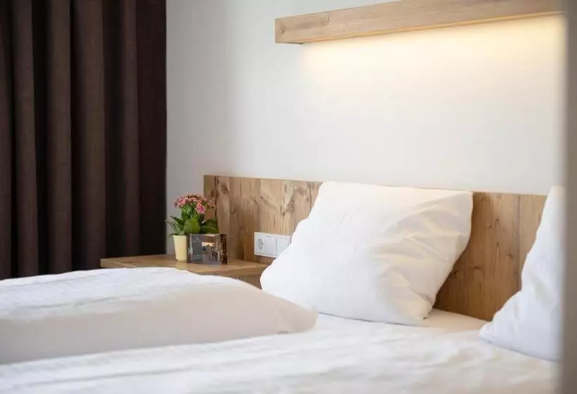 Hotelli Snooze Apartments