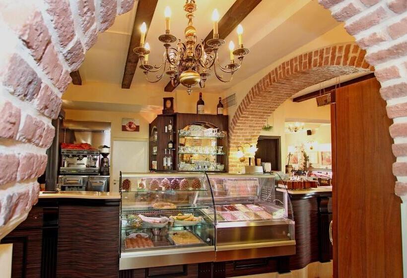 فندق Villa Toscana