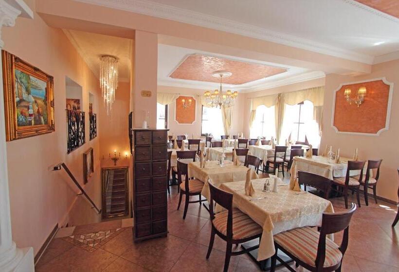 فندق Villa Toscana