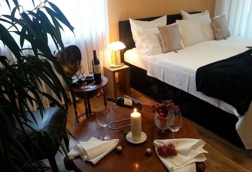 فندق Zum Berggarten