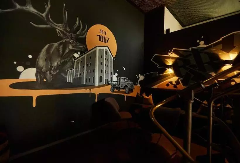 Hotelli Zum Goldenen Hirsch