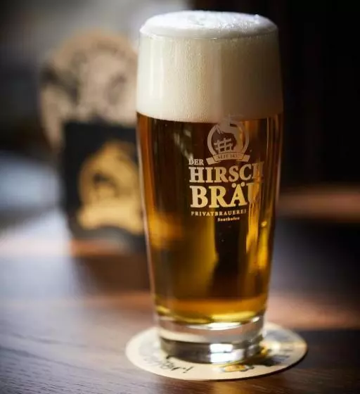 Hotelli Zum Goldenen Hirsch