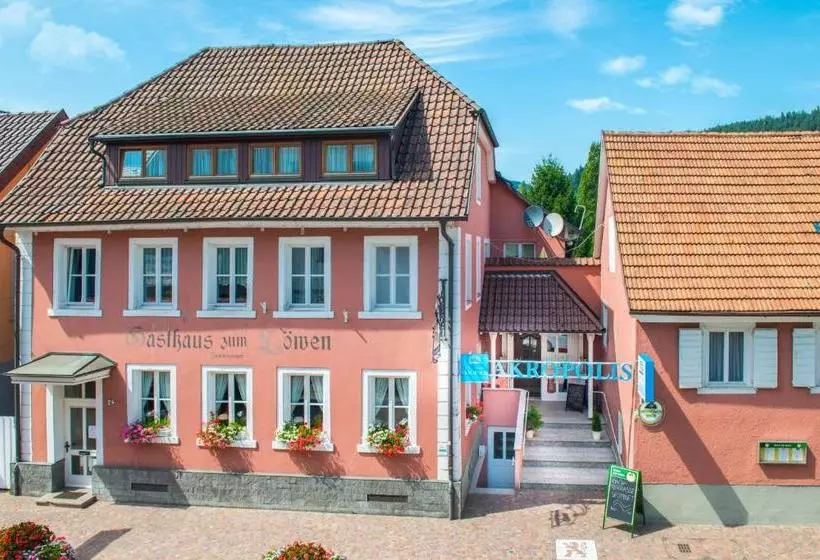 ホテル Gasthaus Zum Löwen   Restaurant Akropolis