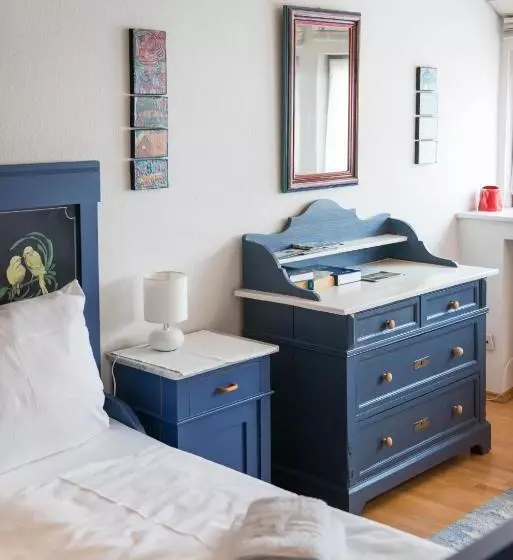 ホテル Gasthaus Zum Löwen   Restaurant Akropolis