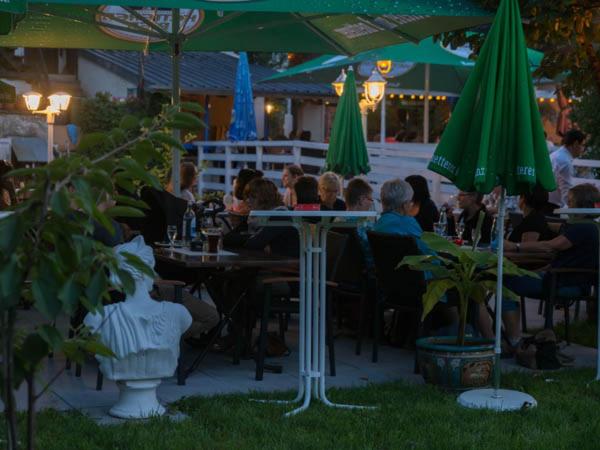 호텔 Gasthaus Zum Löwen   Restaurant Akropolis