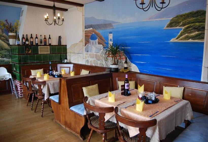 호텔 Gasthaus Zum Löwen   Restaurant Akropolis