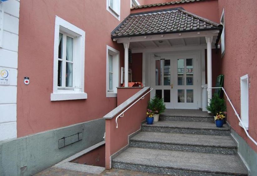 호텔 Gasthaus Zum Löwen   Restaurant Akropolis