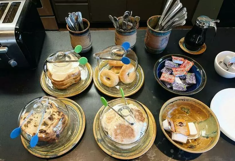 Aamiaismajoitus (B&B) Columbine B Cabin Suite