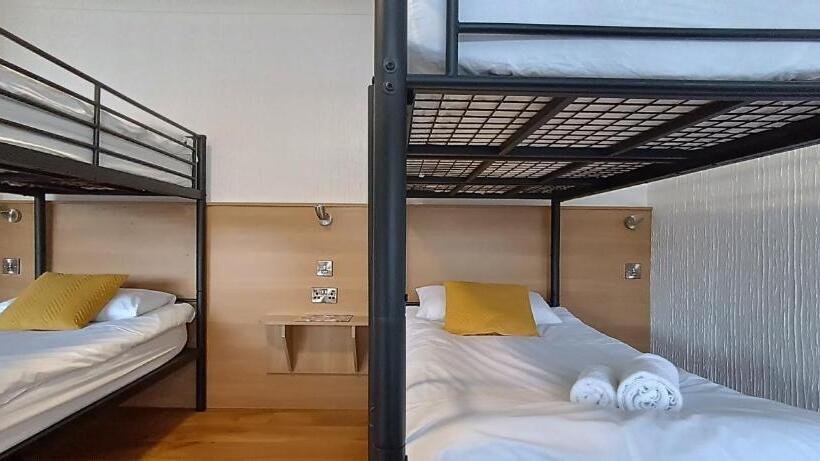 Hughie Mickey Dan S B&b