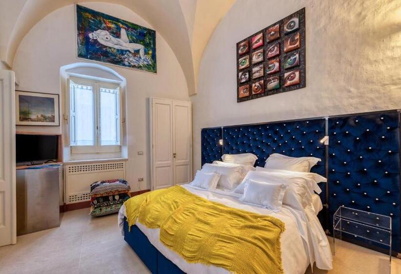 Bed and Breakfast Palazzo Raho Art Museum
