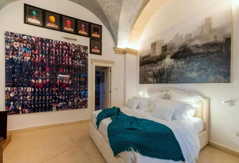 Aamiaismajoitus (B&B) Palazzo Raho Art Museum
