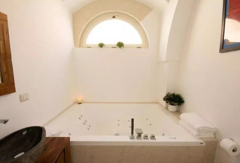 Aamiaismajoitus (B&B) Palazzo Raho Art Museum