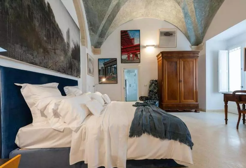 Aamiaismajoitus (B&B) Palazzo Raho Art Museum