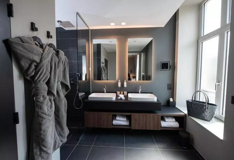 Best Western Premier Le Chapitre Hotel And Spa