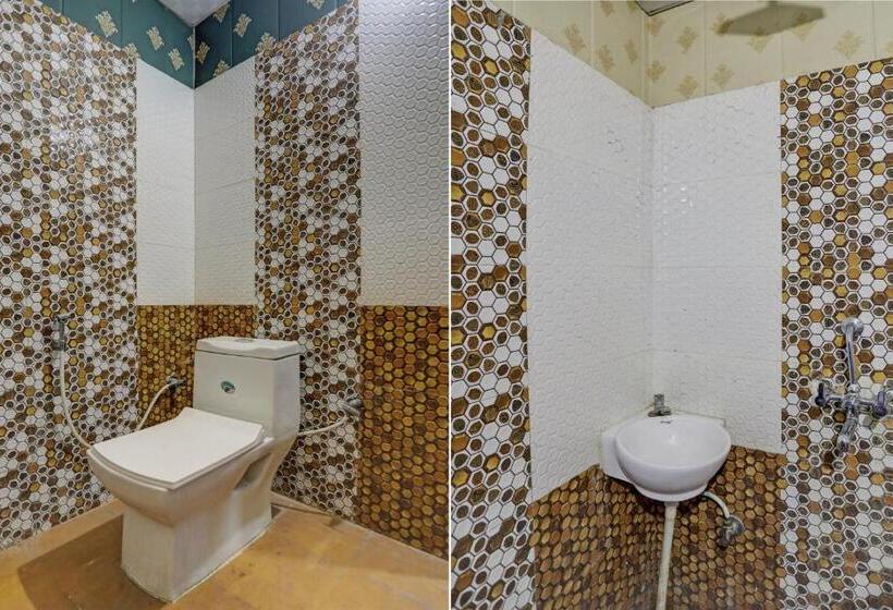 هتل Oyo Flagship 81296 Sh