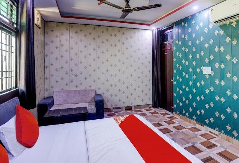 هتل Oyo Flagship 81296 Sh