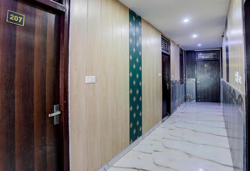 هتل Oyo Flagship 81296 Sh