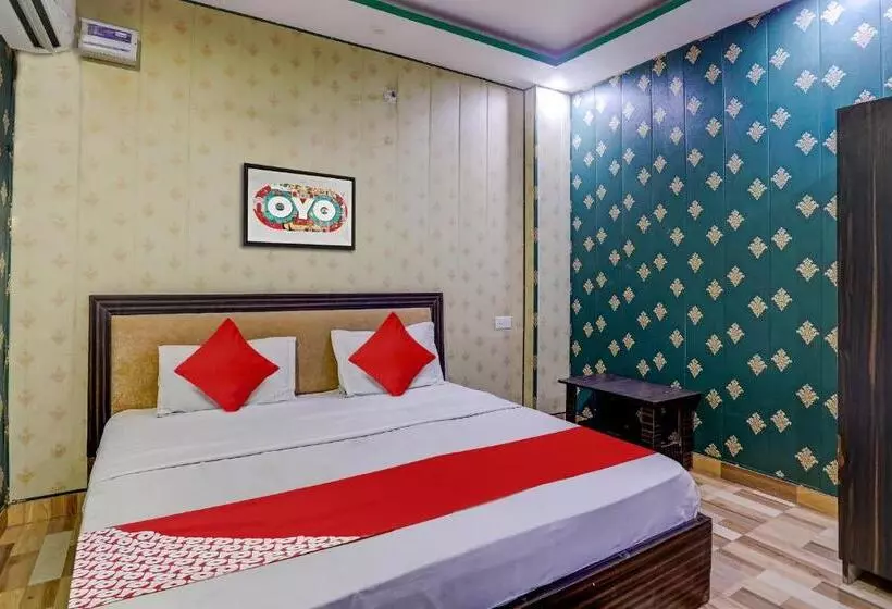 Hotelli Oyo Flagship 81296 Sh