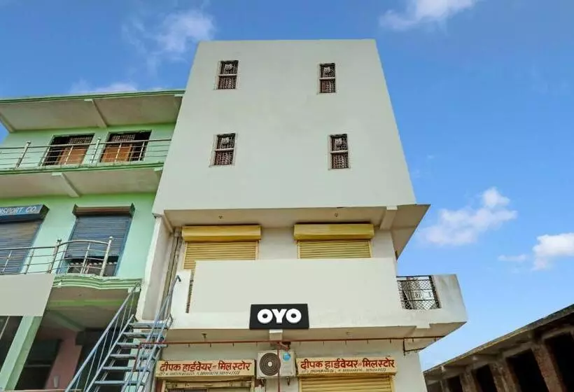 ホテル Oyo Flagship 81310 Green Guest House