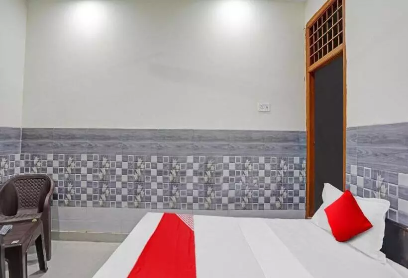 ホテル Oyo Flagship 81310 Green Guest House
