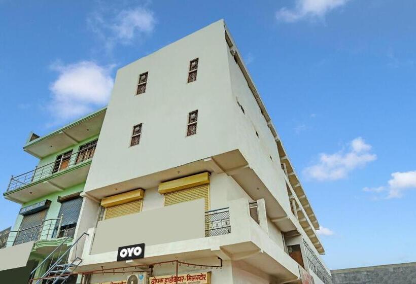 בית מלון כפרי Oyo Flagship 81310 Green Guest House