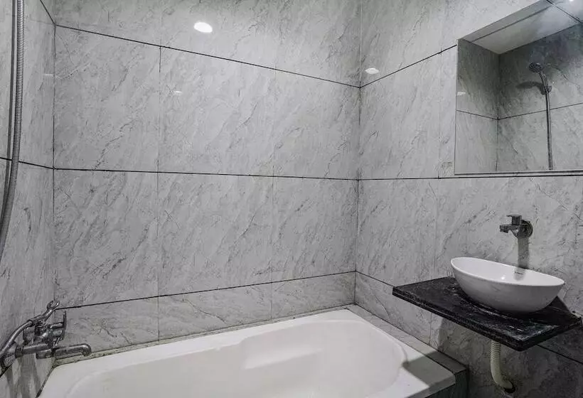 Fabhotel Royal Orbits